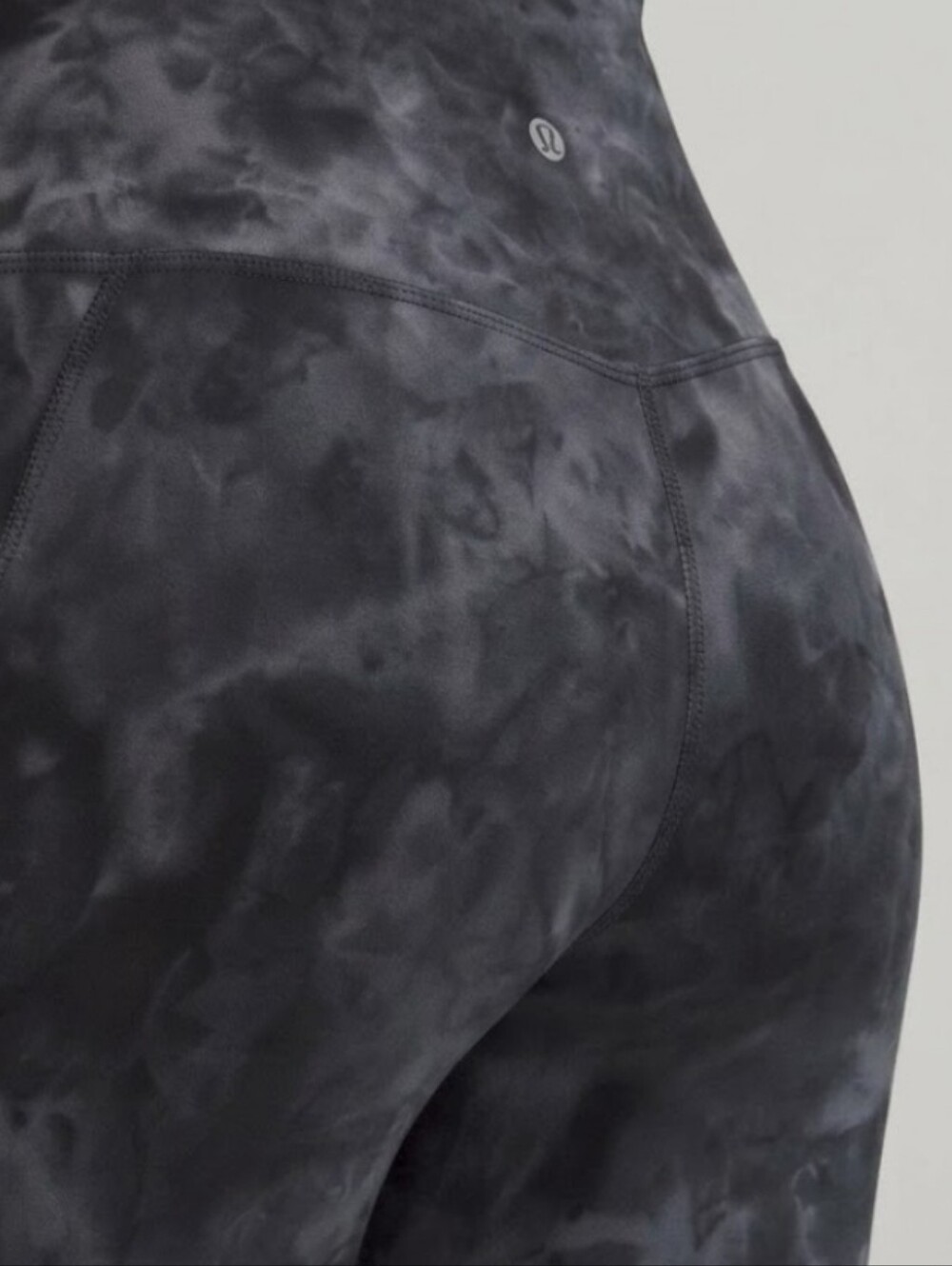 Lululemon Align High Rise Diamond Dye Size 6 Inseam 29"